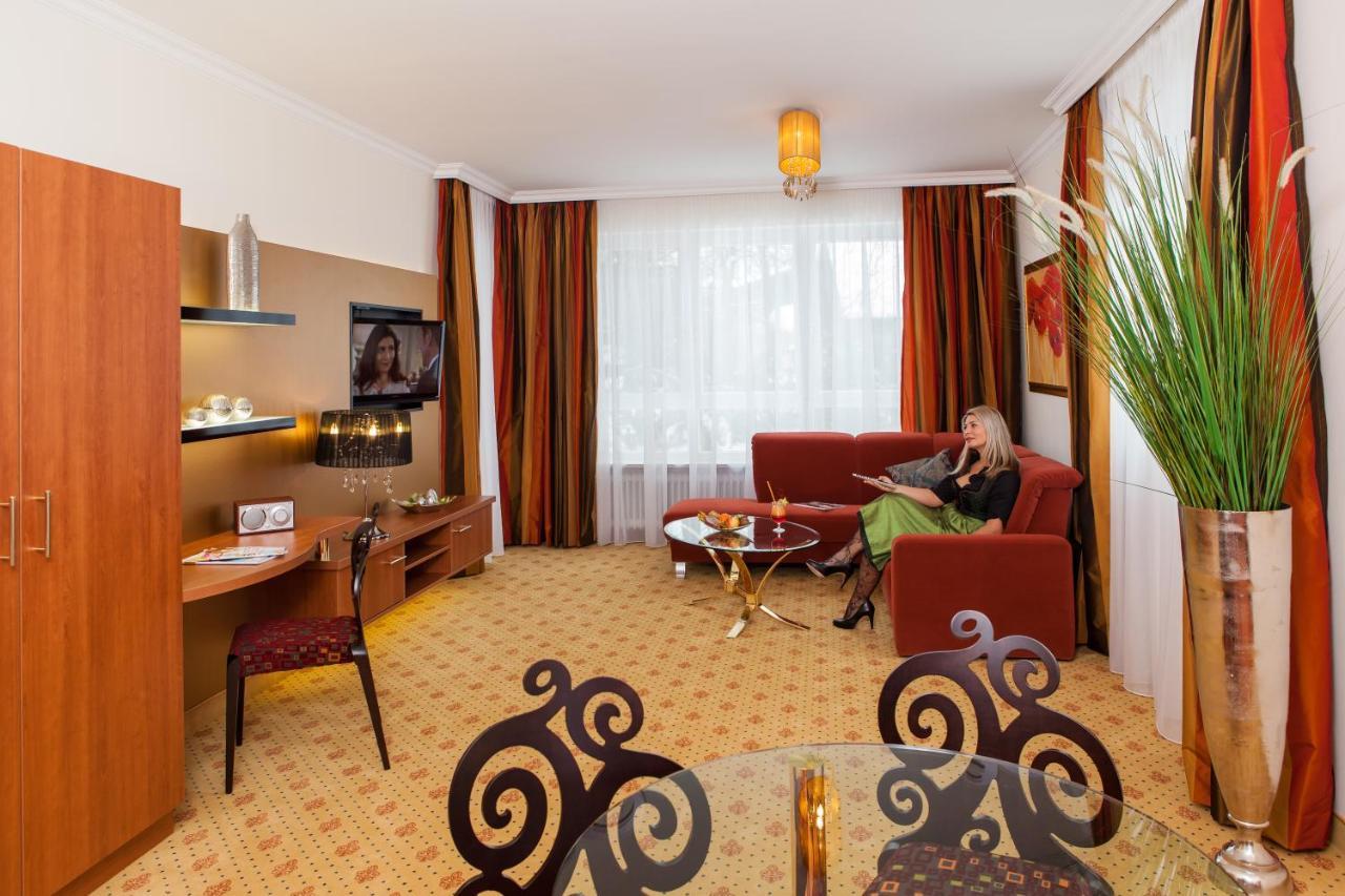 באד פיסינג Thermalhotel Gass מראה חיצוני תמונה